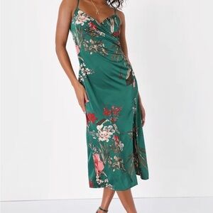 Lulus Remarkable Entrance Emerald Green Floral Print Satin Midi Dress